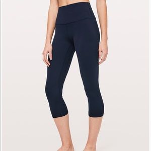 Lululemon align crop